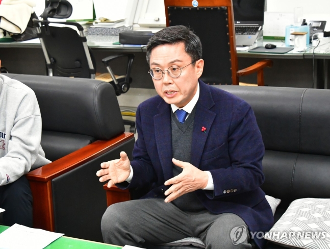 ▲ 기재부 예산실장과 2차관을 역임한 안도걸 민주당 의원. ⓒ연합뉴스